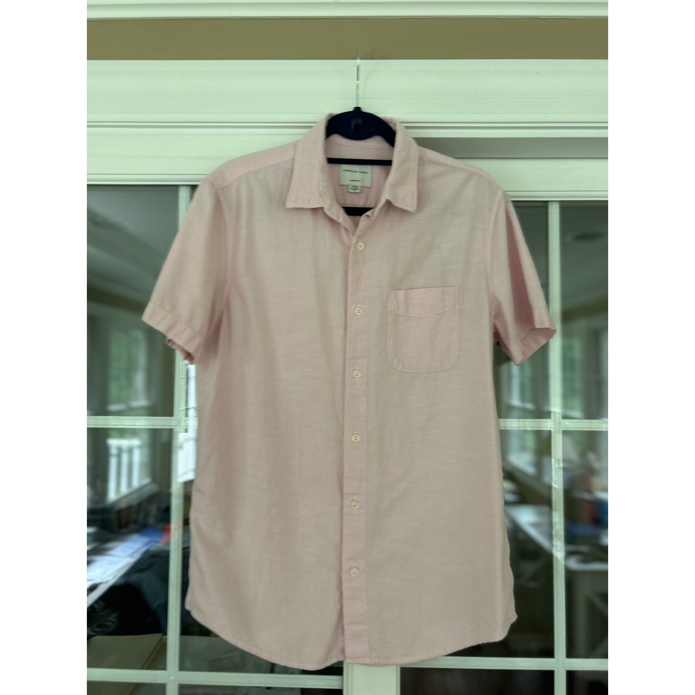 American Eagle Medium Classic Fit Light Pink Short Sleeve Button Down Shirt